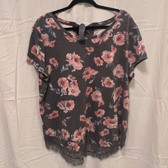 Lauren Conrad- Floral Top w/ Tie Back and Lace Detail on Bottom- Size XXL - Picture 1 of 3